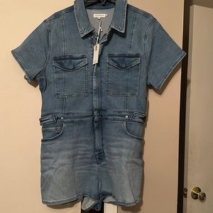 Zip Front Short Sleeve Short Jumpsuit Good AmericanSize 6 (3xL) new